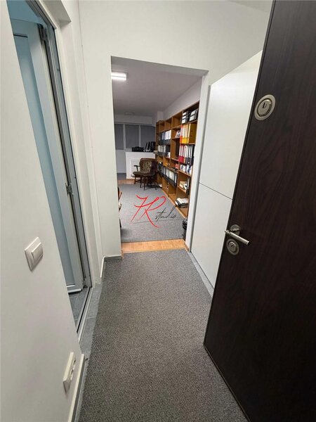 Tei vanzare garsoniera ideal investitie/ sediu firma