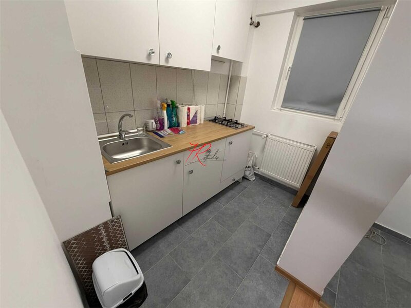 Tei vanzare garsoniera ideal investitie/ sediu firma